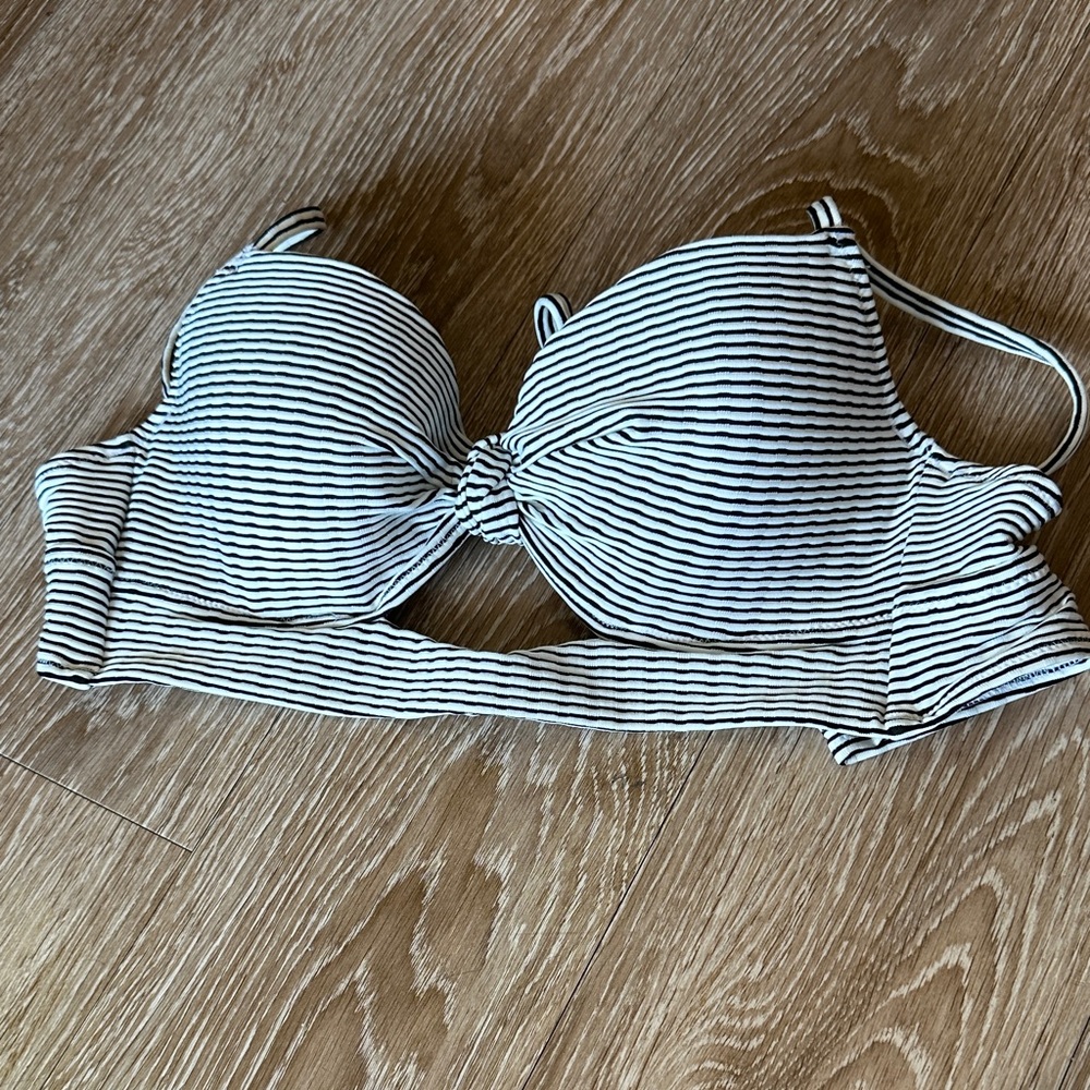Shade & Shore Black and White Striped Bikini Top